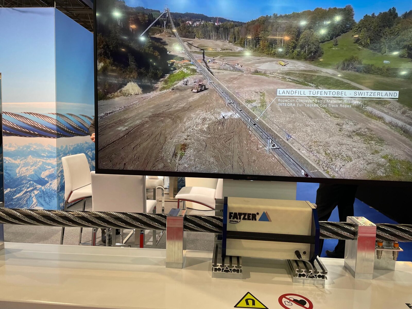 索道用ケーブルの展示