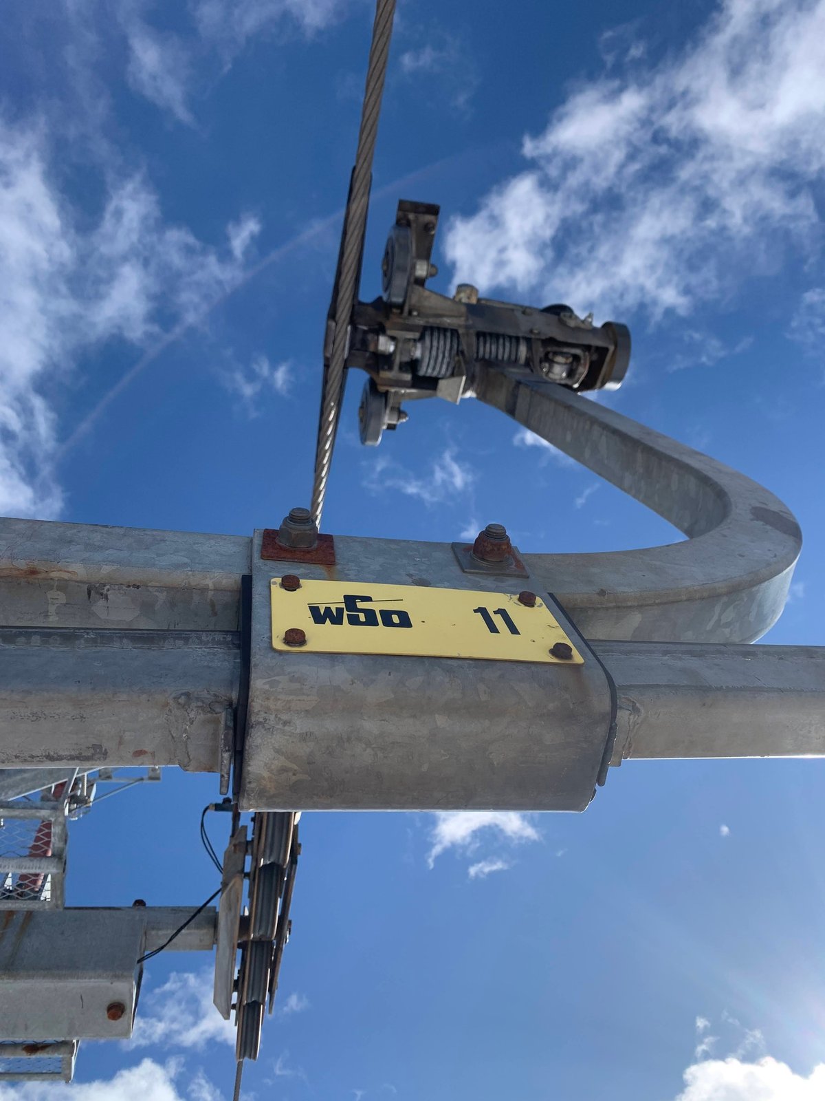 太平索道製クワッドリフトの握索機