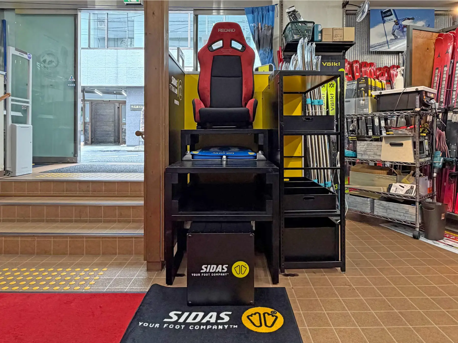 SIDASのフィッティング設備を備えた店内